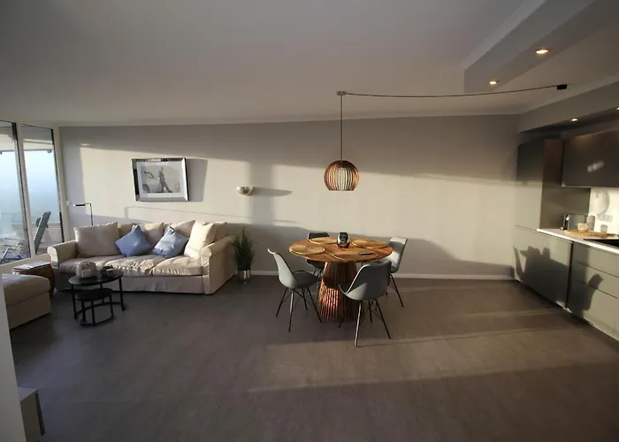 Best View 25th Floor, App 331